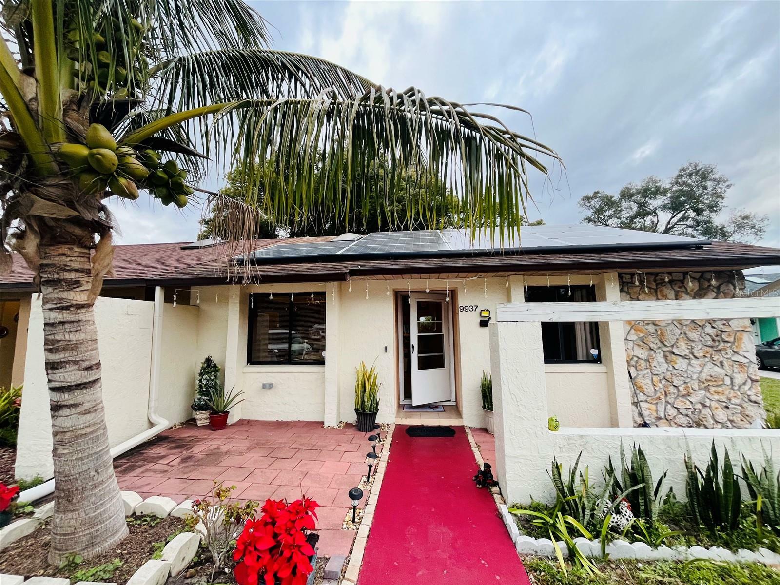 Property Photo: 9937 Lancewood Street FL 32817