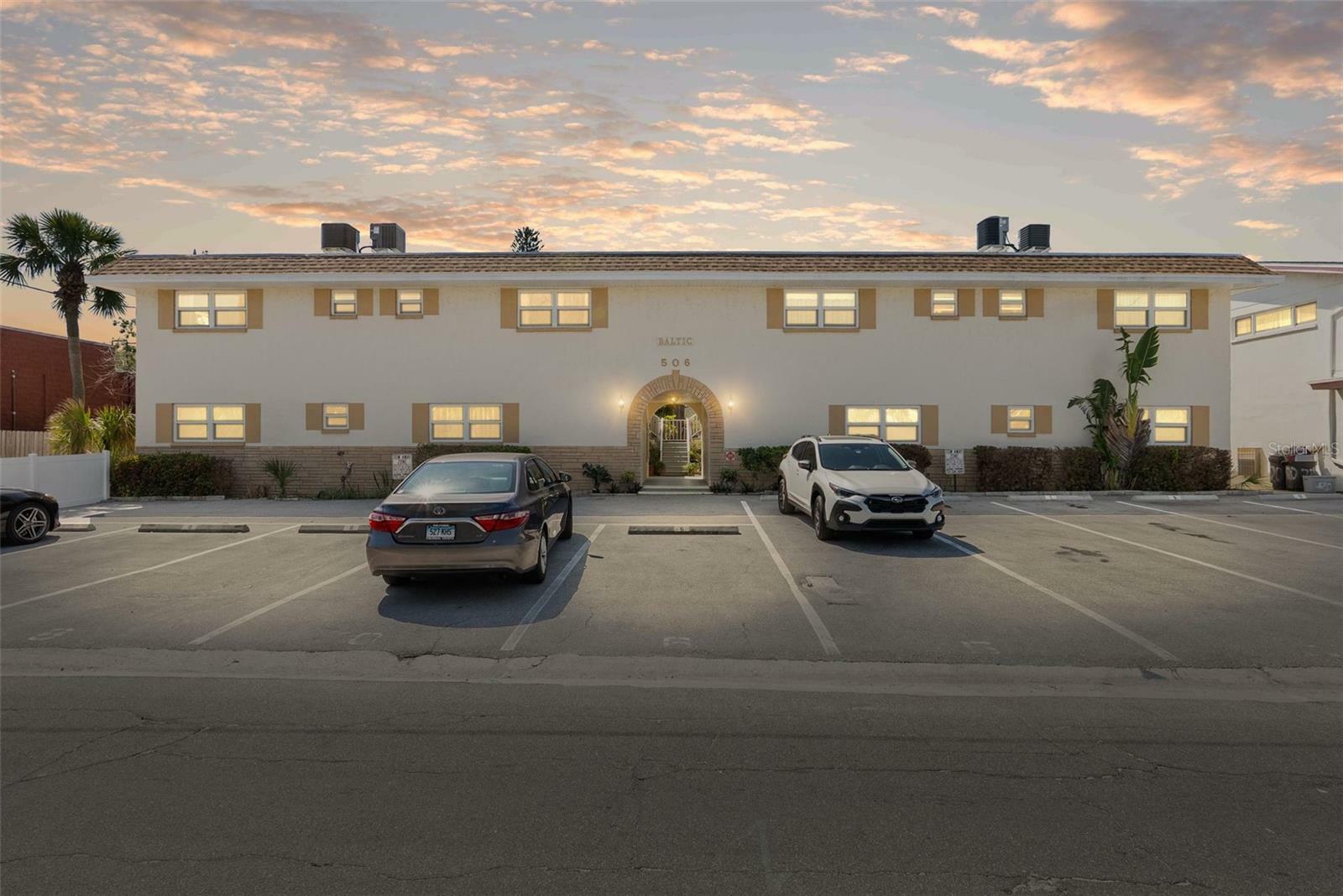 Property Photo: 506 71st Ave 7 FL 33706