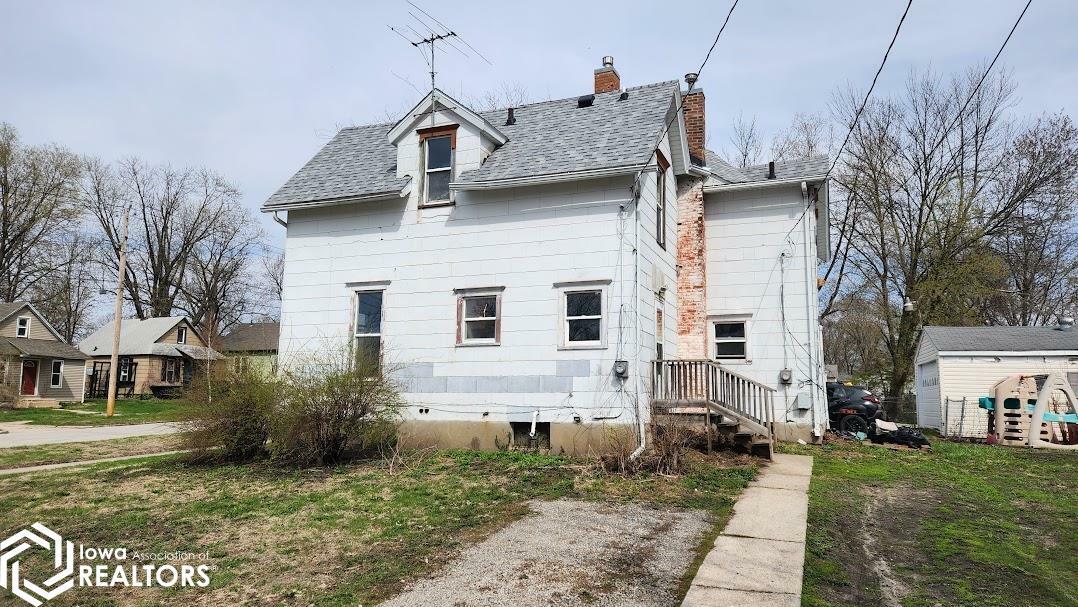 Property Photo: 231-233 8th Street IA 50401