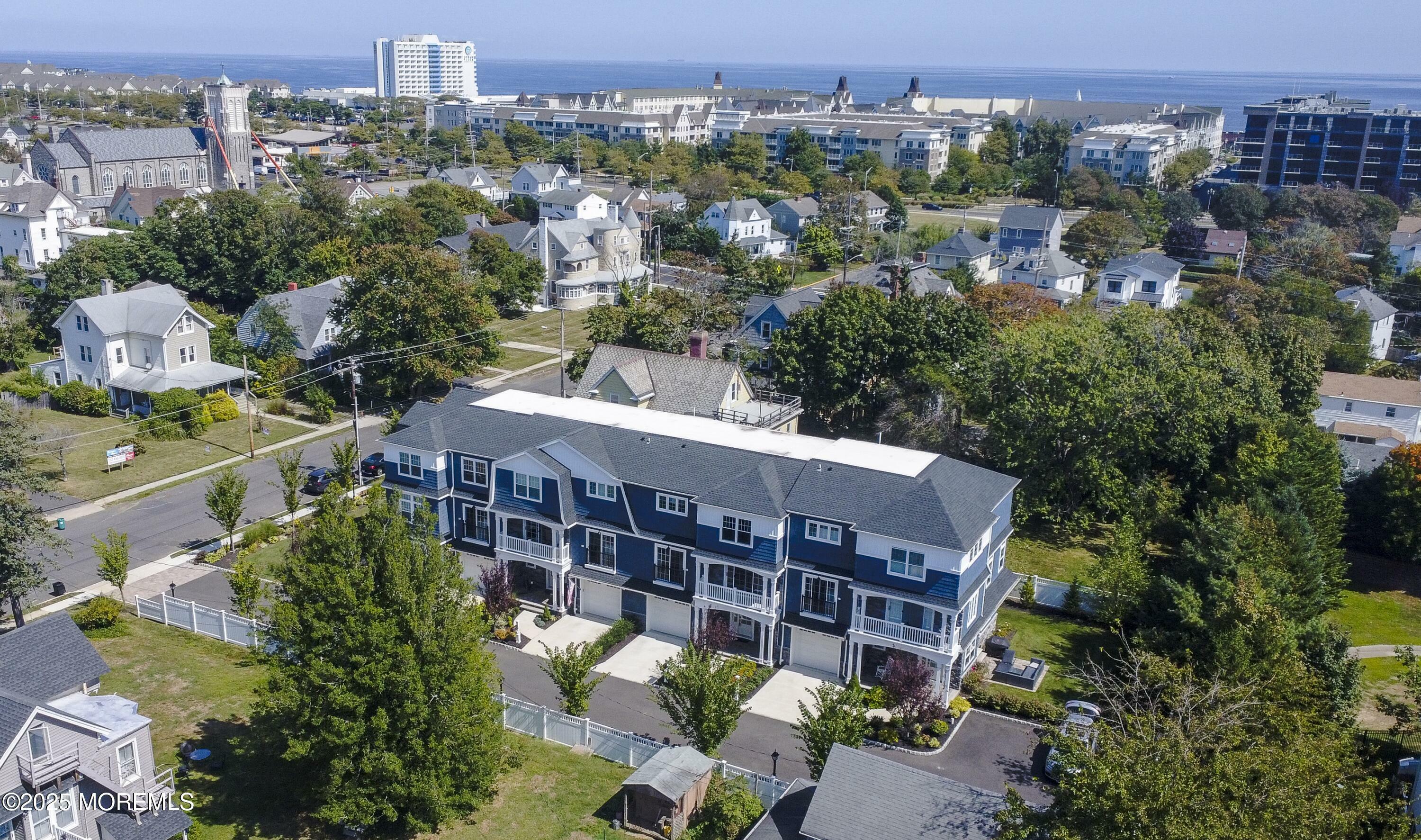 Property Photo:  118 Franklin Avenue  NJ 07740 