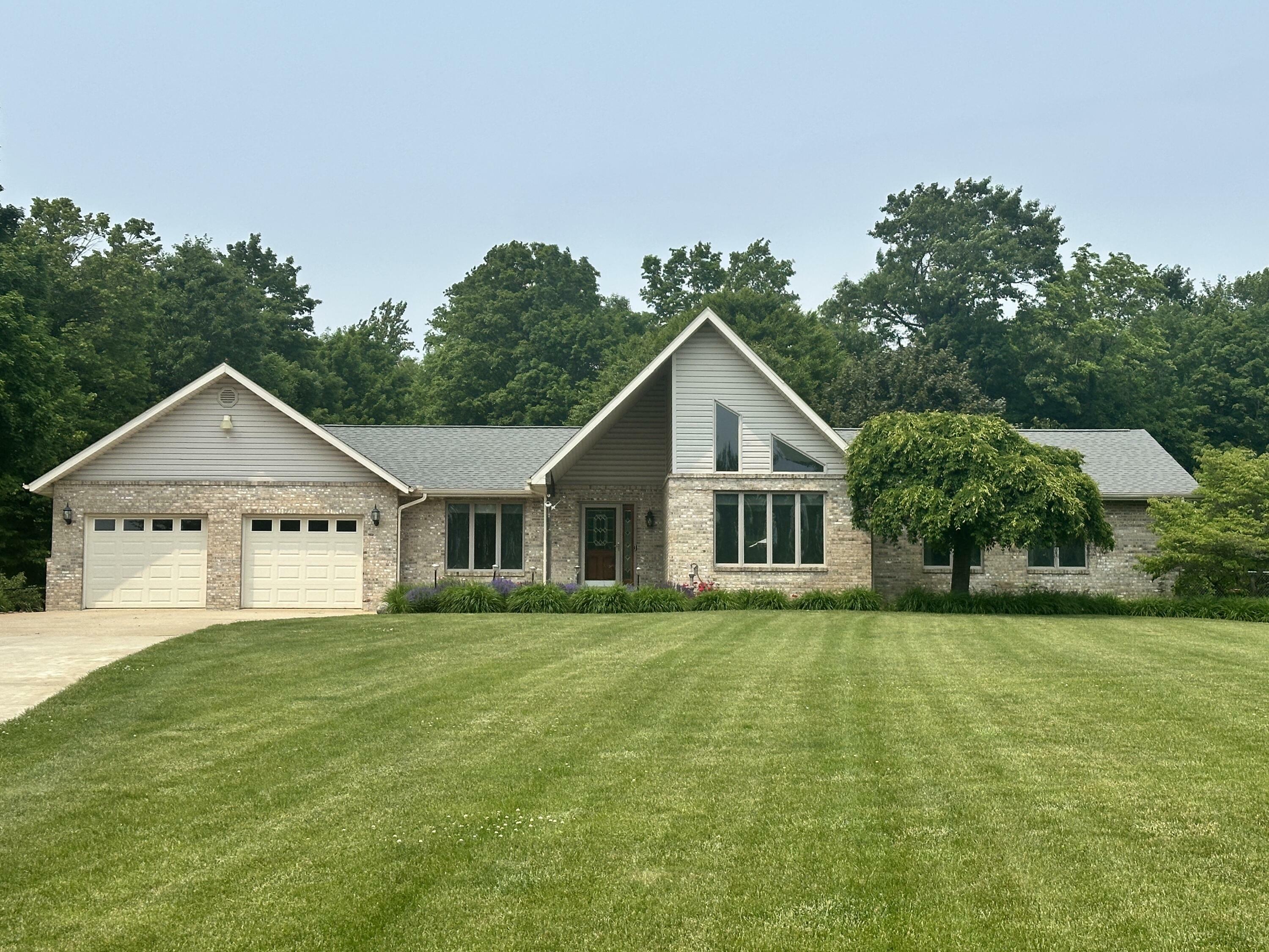Property Photo: 6030 Paw Paw Lake Road MI 49038