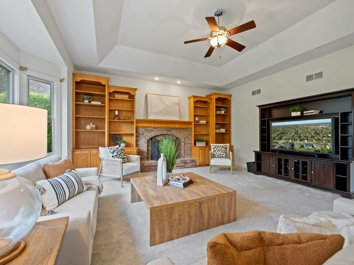 Property Photo: 3035 Rollingridge Road IL 60564