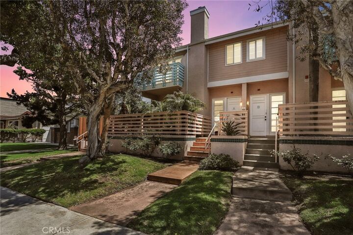 Property Photo:  510 S Catalina Avenue 1  CA 90277 