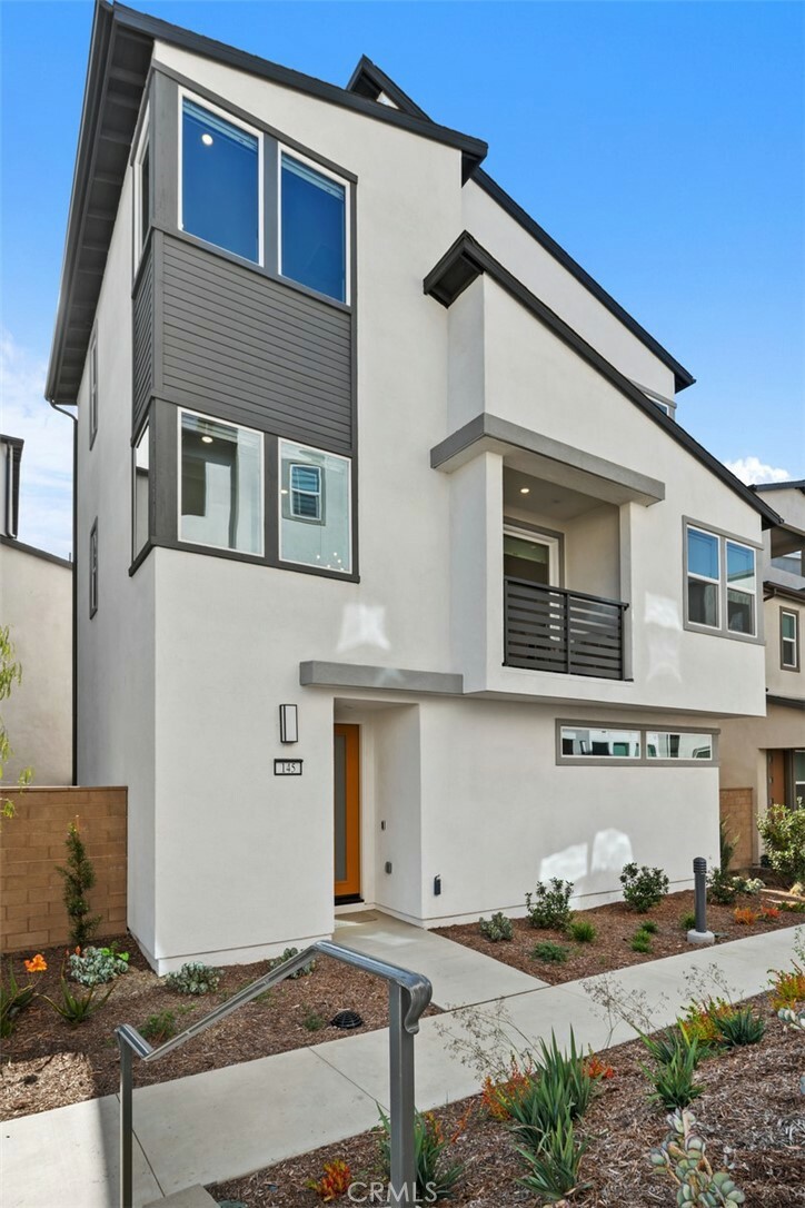 Property Photo: 145 Sora CA 92618