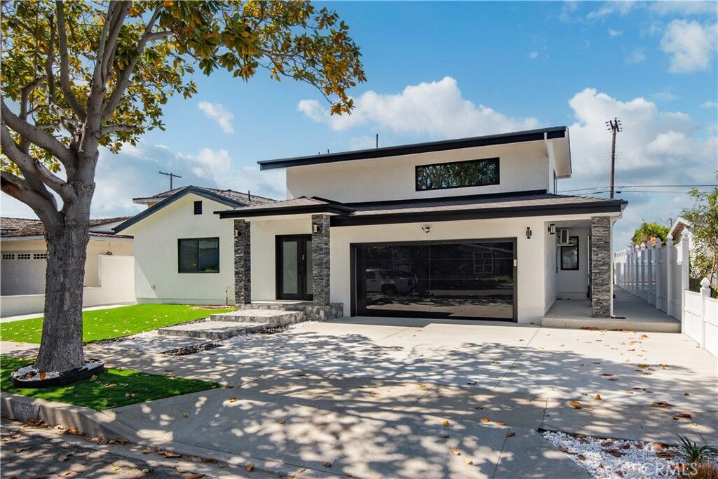 Property Photo: 5501 Calle De Ricardo CA 90505