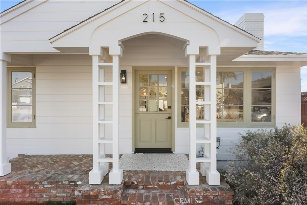 Property Photo: 215 Cabrillo Street CA 92627