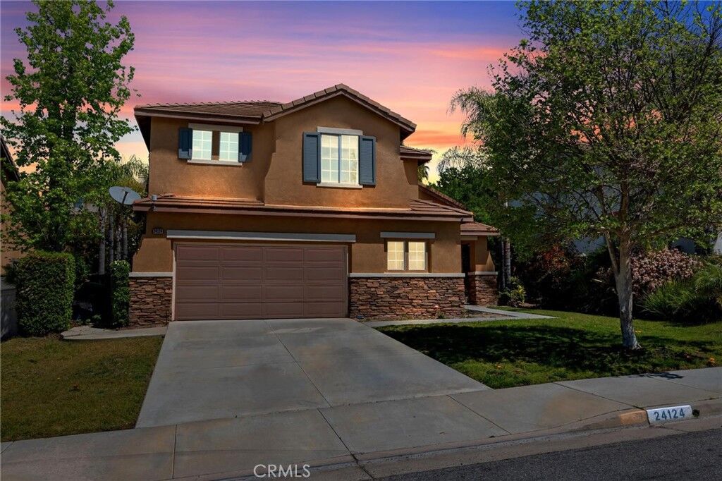 Property Photo:  24124 Brillante Drive  CA 92595 