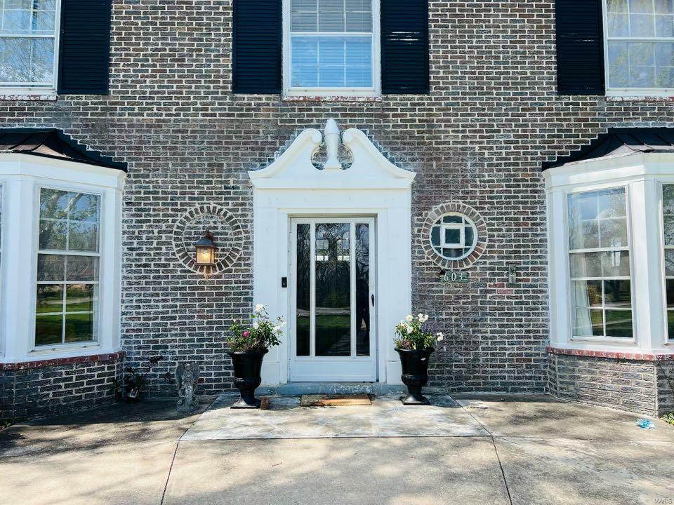 Property Photo: 603 Country Club Drive MO 63401