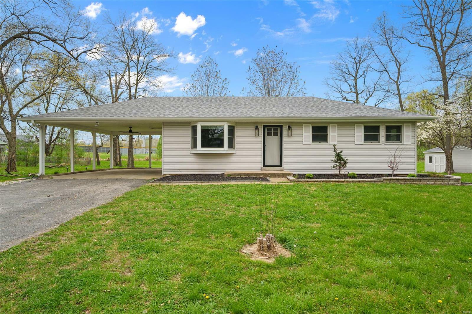 1399 Valli Lane  St Charles MO 63304 photo