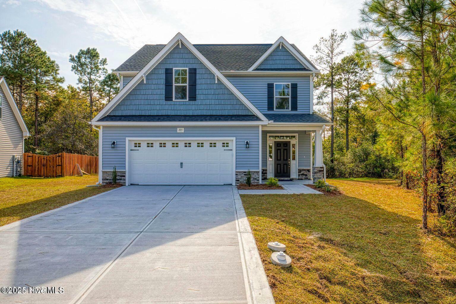 Property Photo: 223 Admiral Court NC 28460