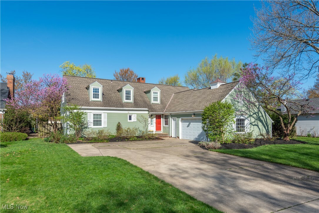 Property Photo: 3770 E Surrey Court OH 44116
