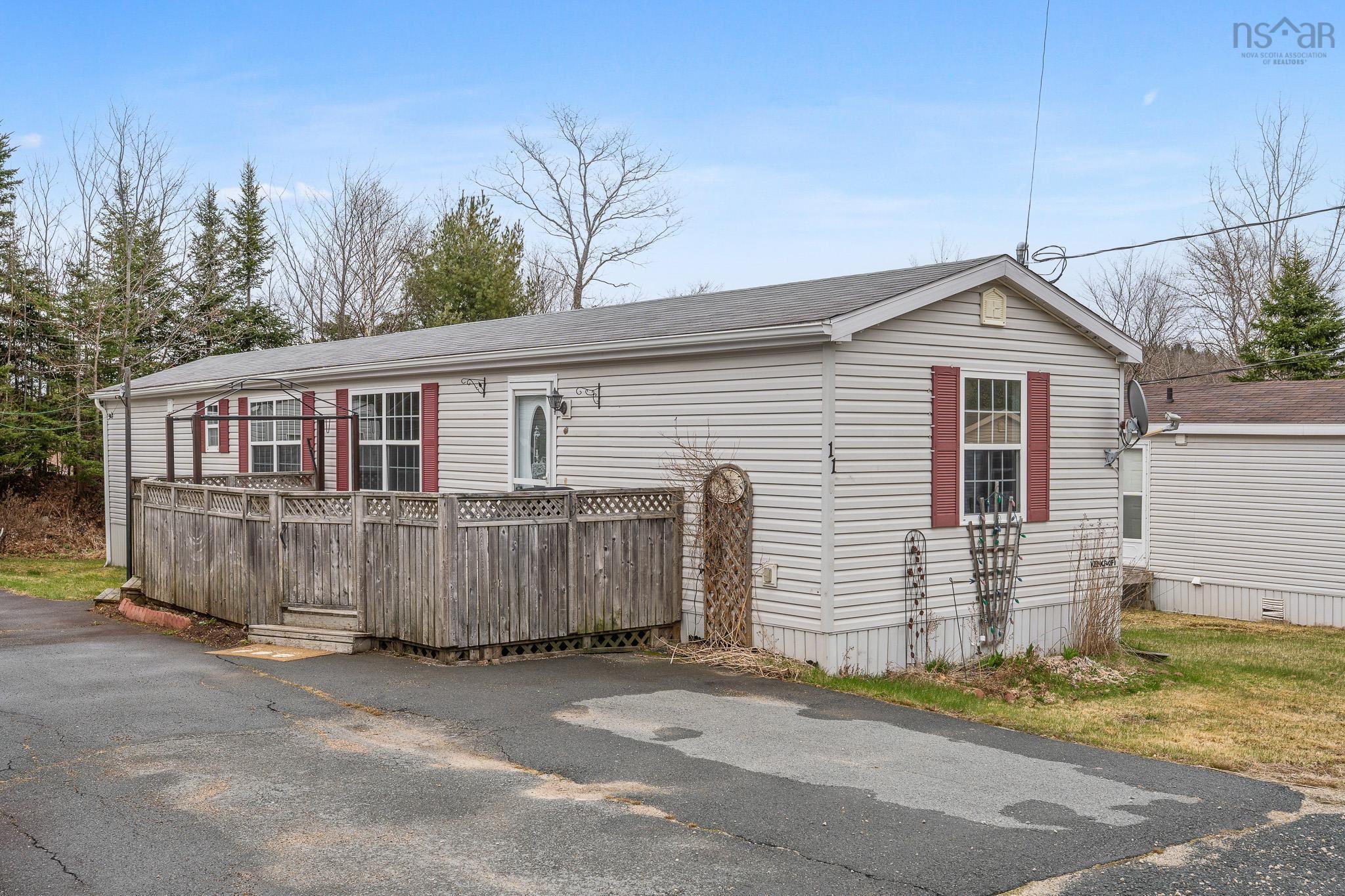 Property Photo: 11 Lois Lane NS B3P 2T3