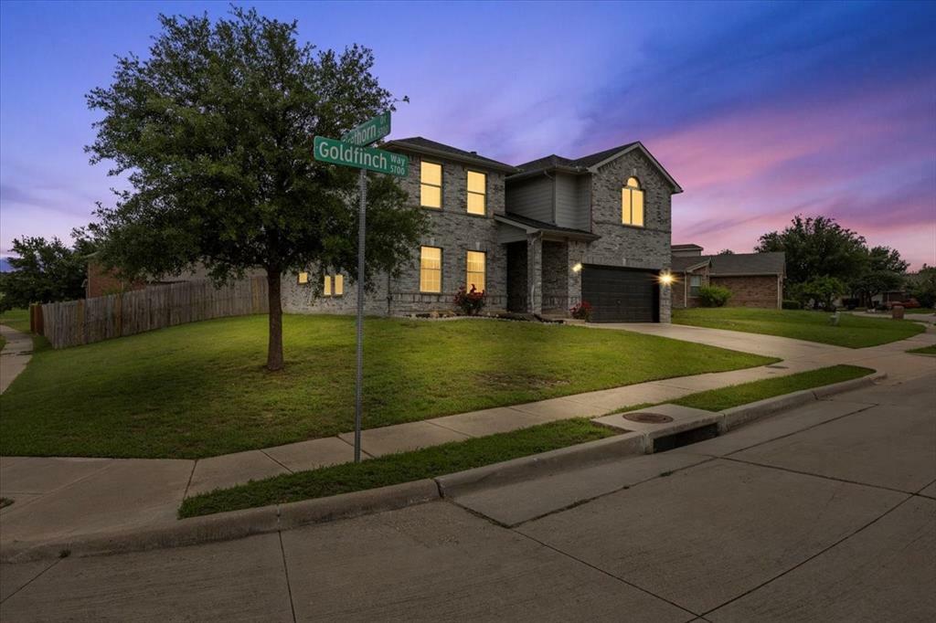 5712 Goldfinch Way  Dallas TX 75249 photo
