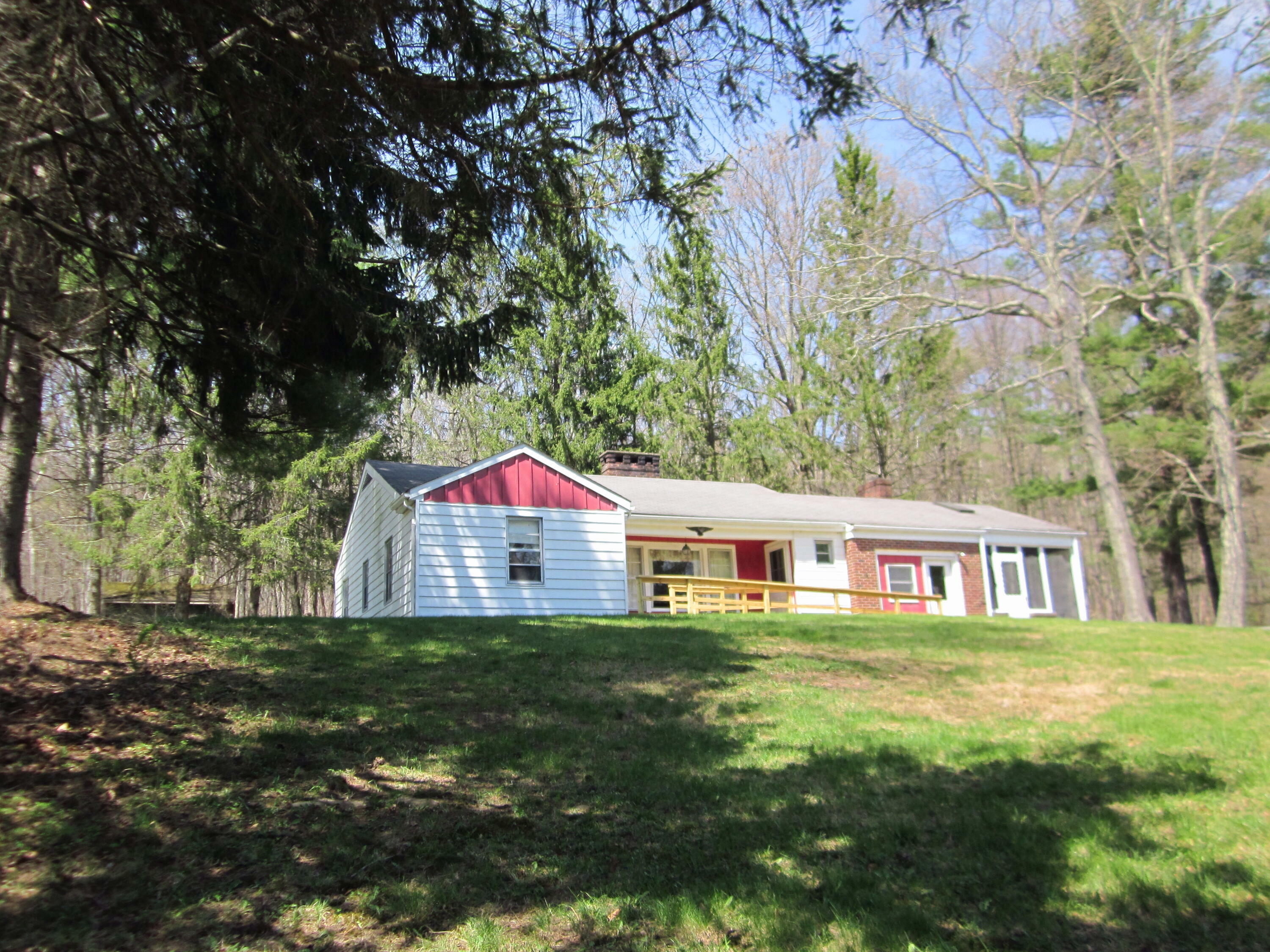 Property Photo: 799 Resica Falls Road PA 18302
