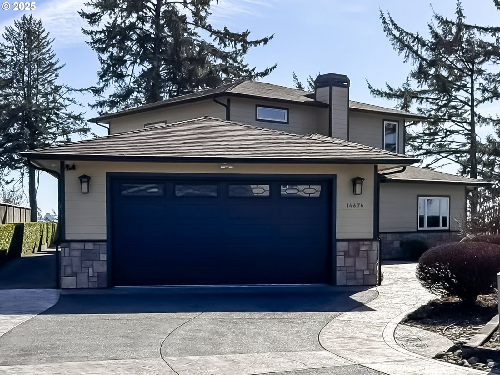 Property Photo:  14676 Sandpiper Pl  OR 97415 