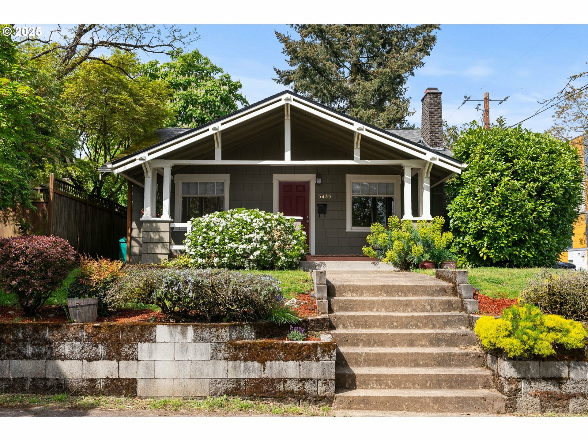 5433 NE 31st Ave  Portland OR 97211 photo