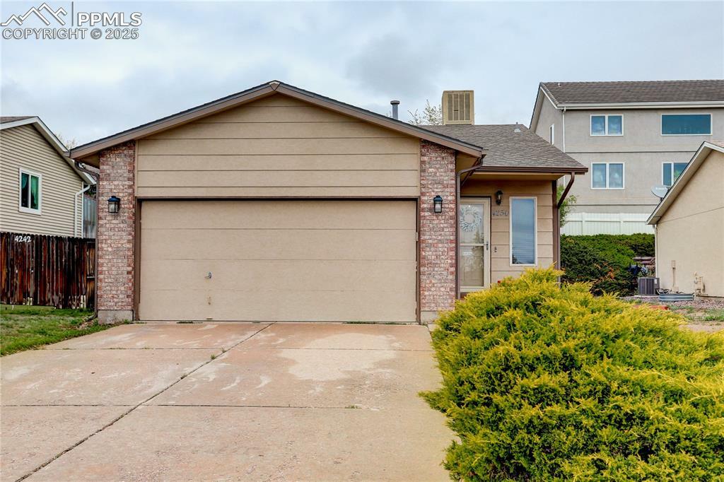 Property Photo: 4250 Dooley Way CO 80911