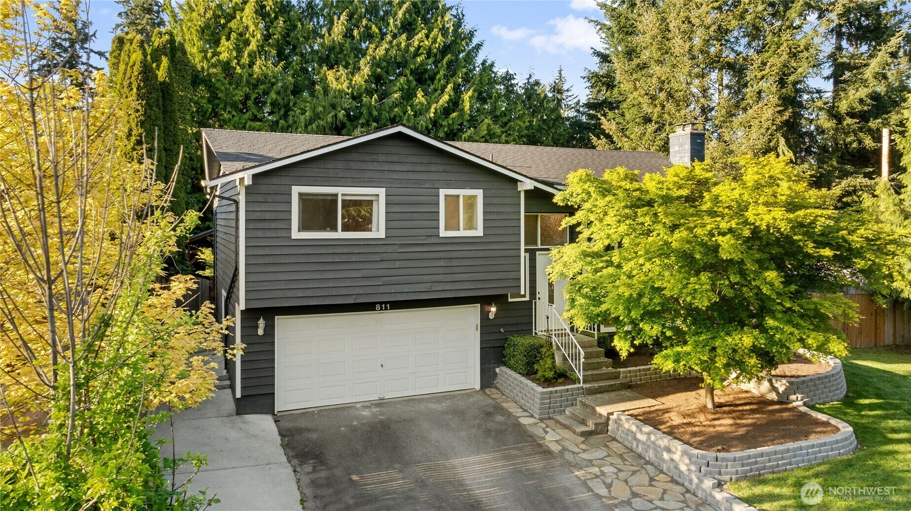 Property Photo: 811 Grimes Road WA 98012