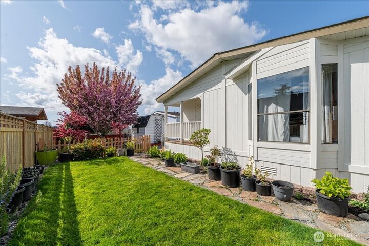 Property Photo: 1120 S 25th Street 39 WA 98274