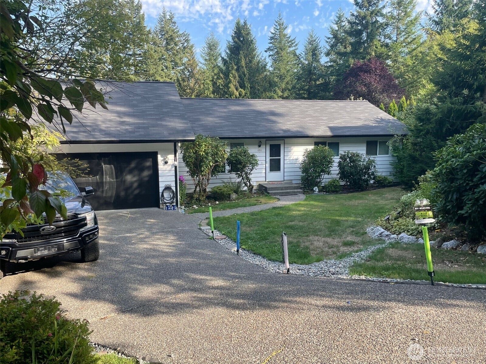 Property Photo: 484 E Alder Drive WA 98284