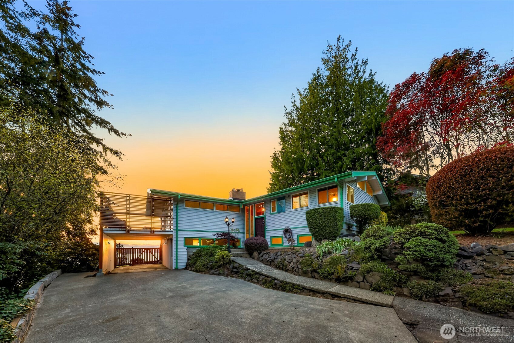 Property Photo: 15212 27th Avenue SW WA 98166