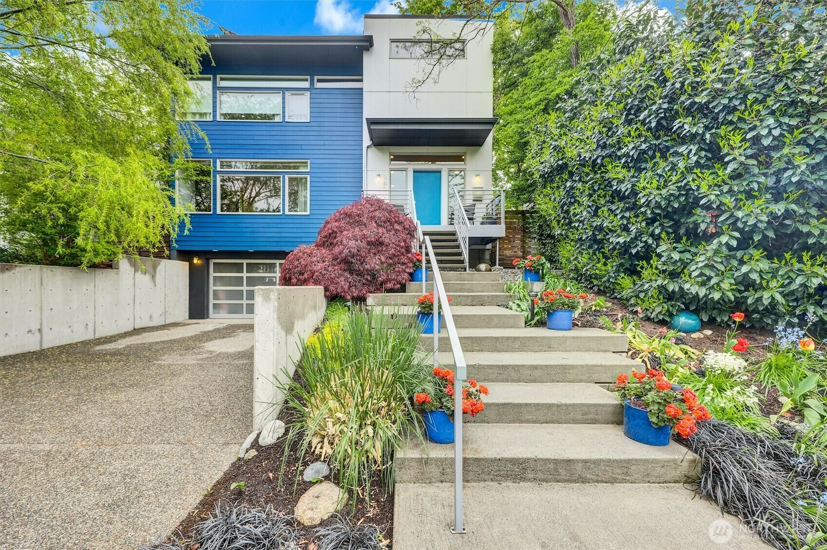 Property Photo: 160 27th Ave WA 98122