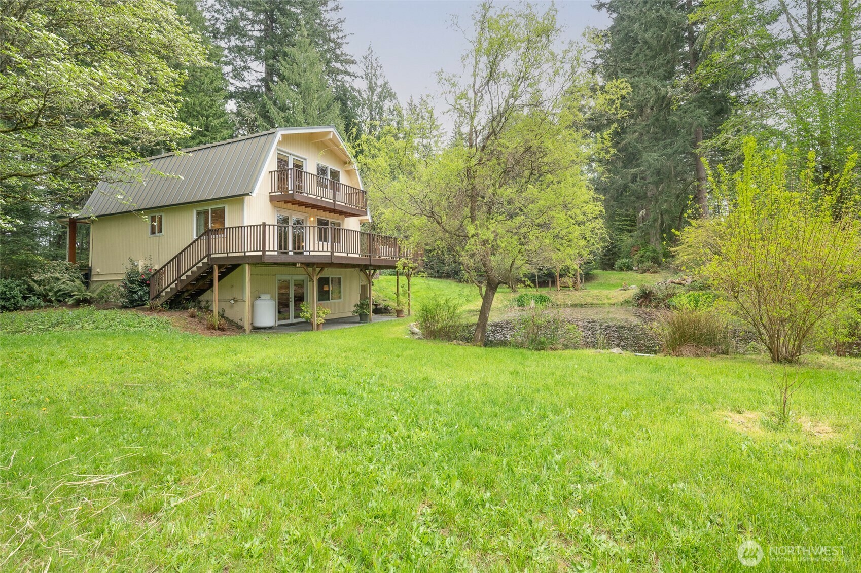 Property Photo:  11617 SW 156th Street  WA 98070 
