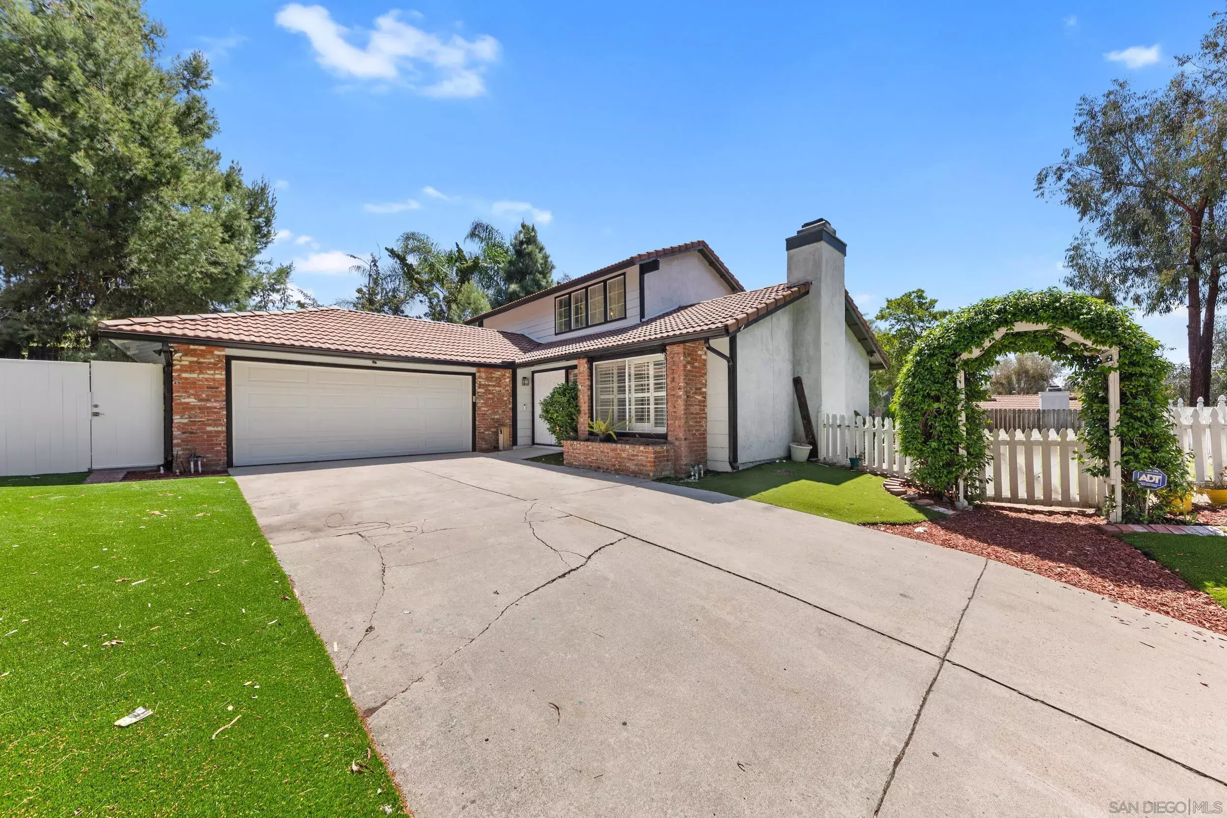 Property Photo: 30625 Mira Loma Dr CA 92592