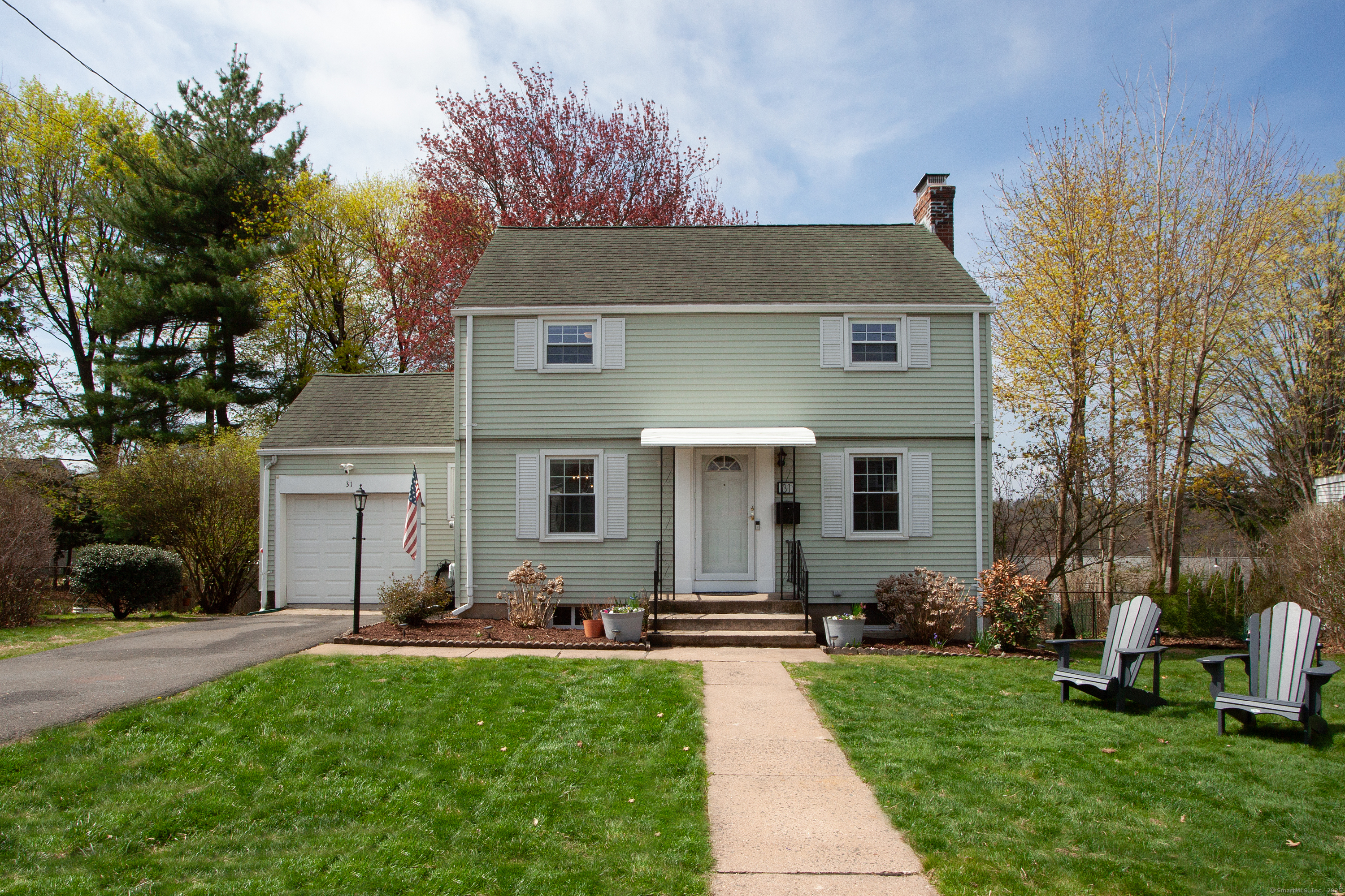 Property Photo: 31 Gifford Road CT 06119