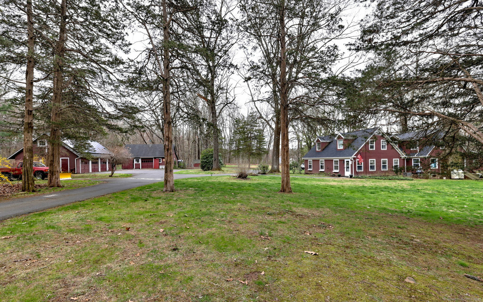 805 East Johnson Avenue  Cheshire CT 06410 photo