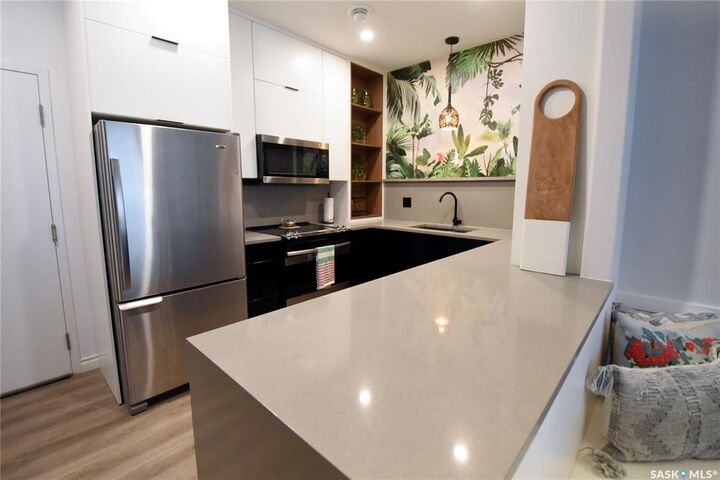 Property Photo: 1867 Hamilton Street 1105 SK S4P 2C2