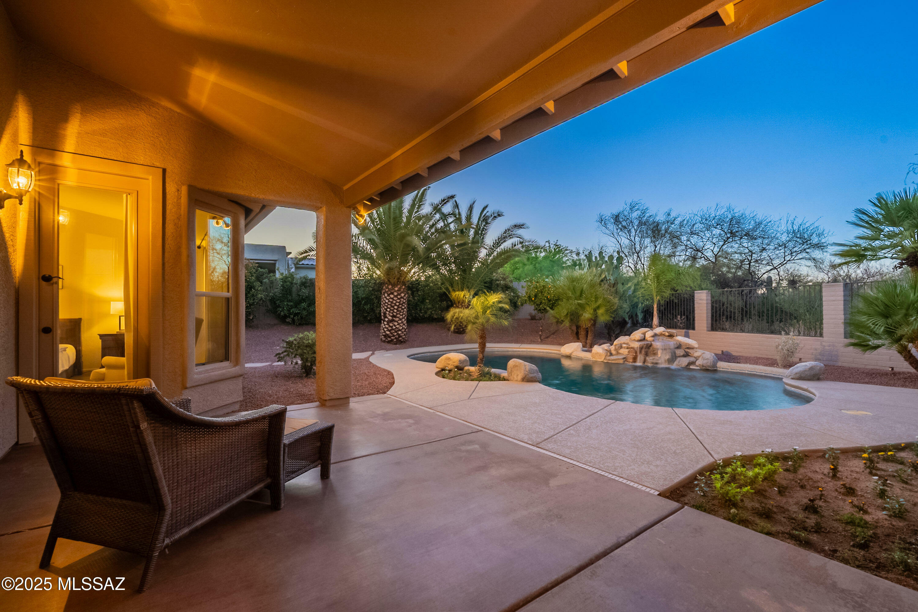 829 E Hickman Drive  Oro Valley AZ 85737 photo