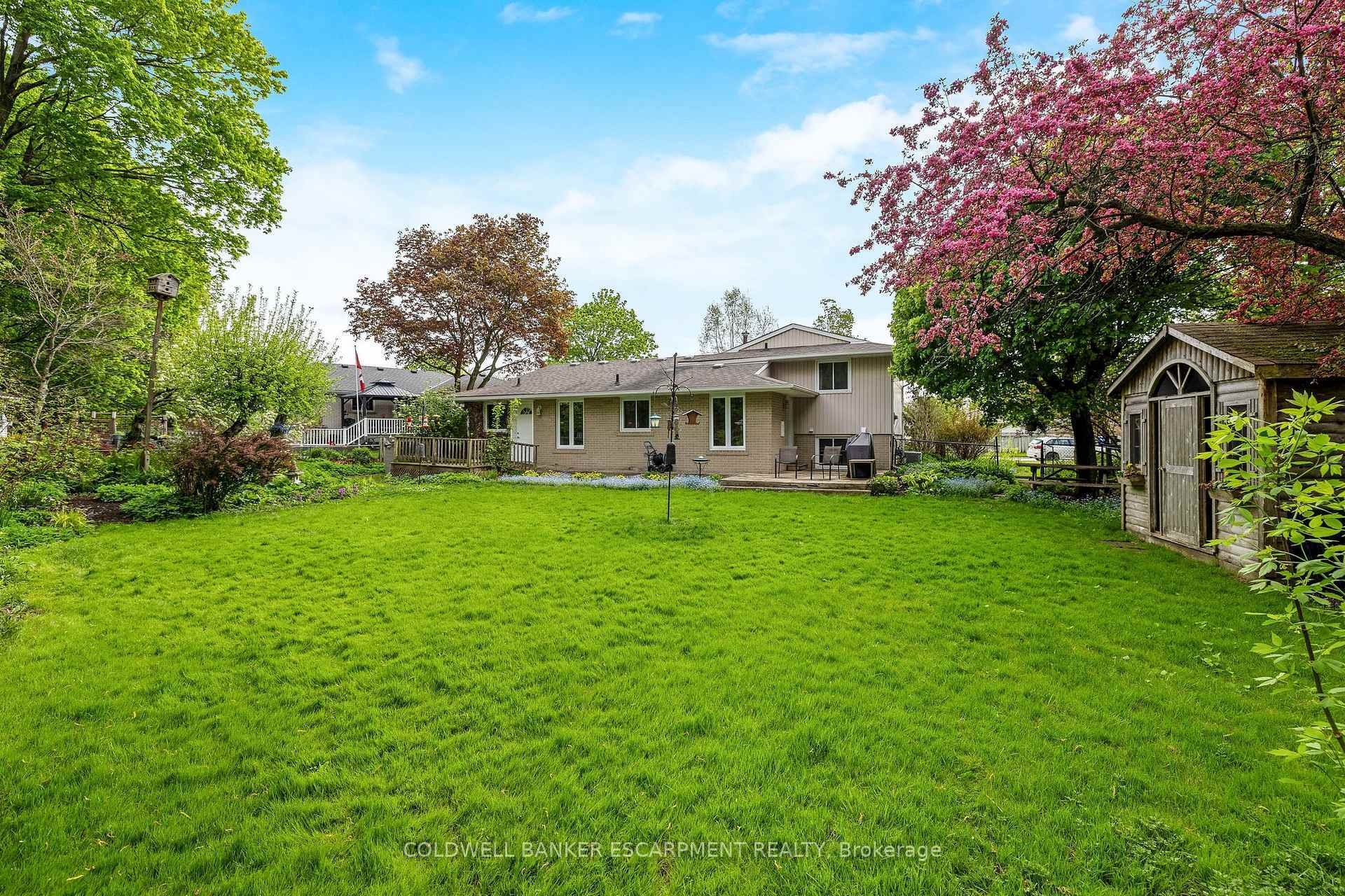 Photo de la propriété: 164 Elmore Drive ON L7J 1T2