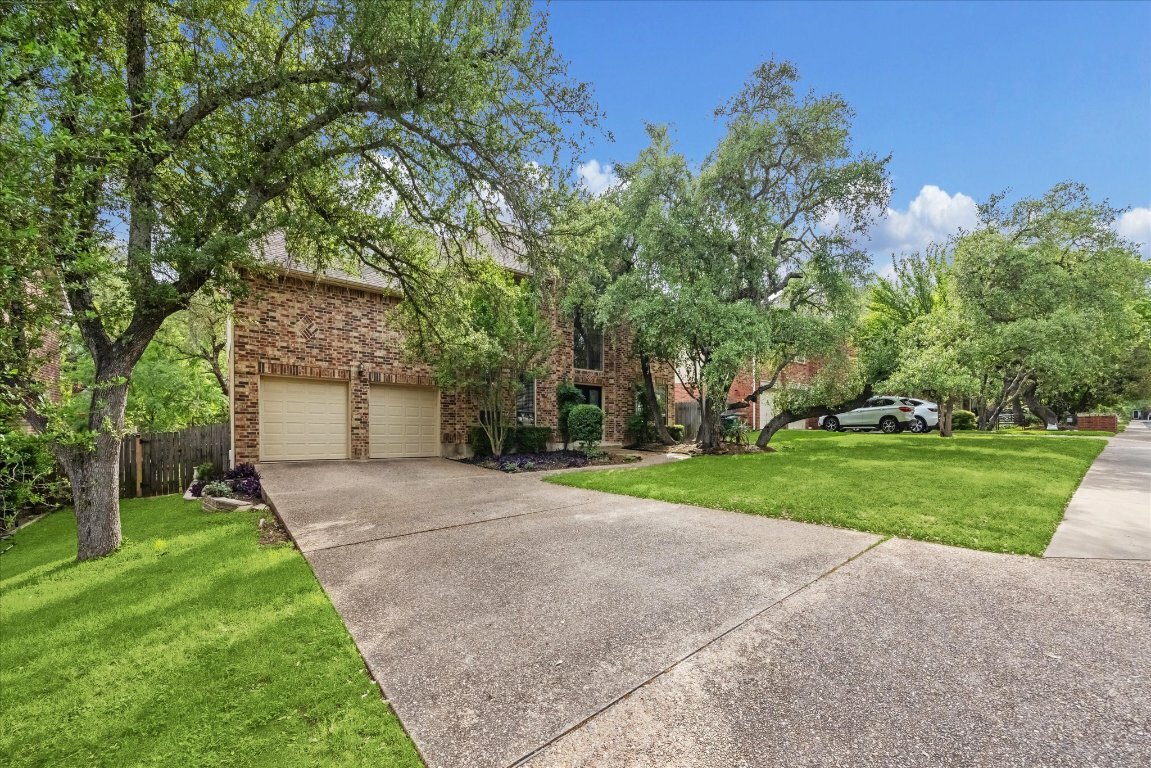 Property Photo:  9007 Tweed Berwick Drive  TX 78750 