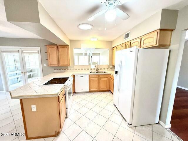 Property Photo: 814 S 80th Street AZ 85208