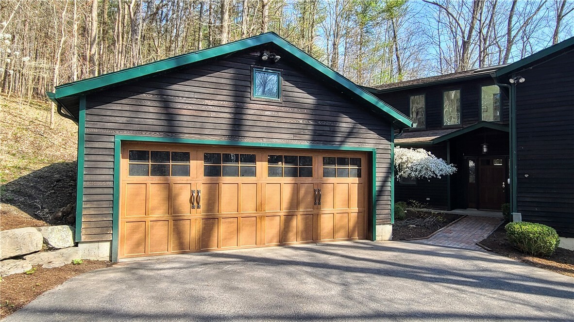 Property Photo:  3 Hunter Lane  NY 14850 