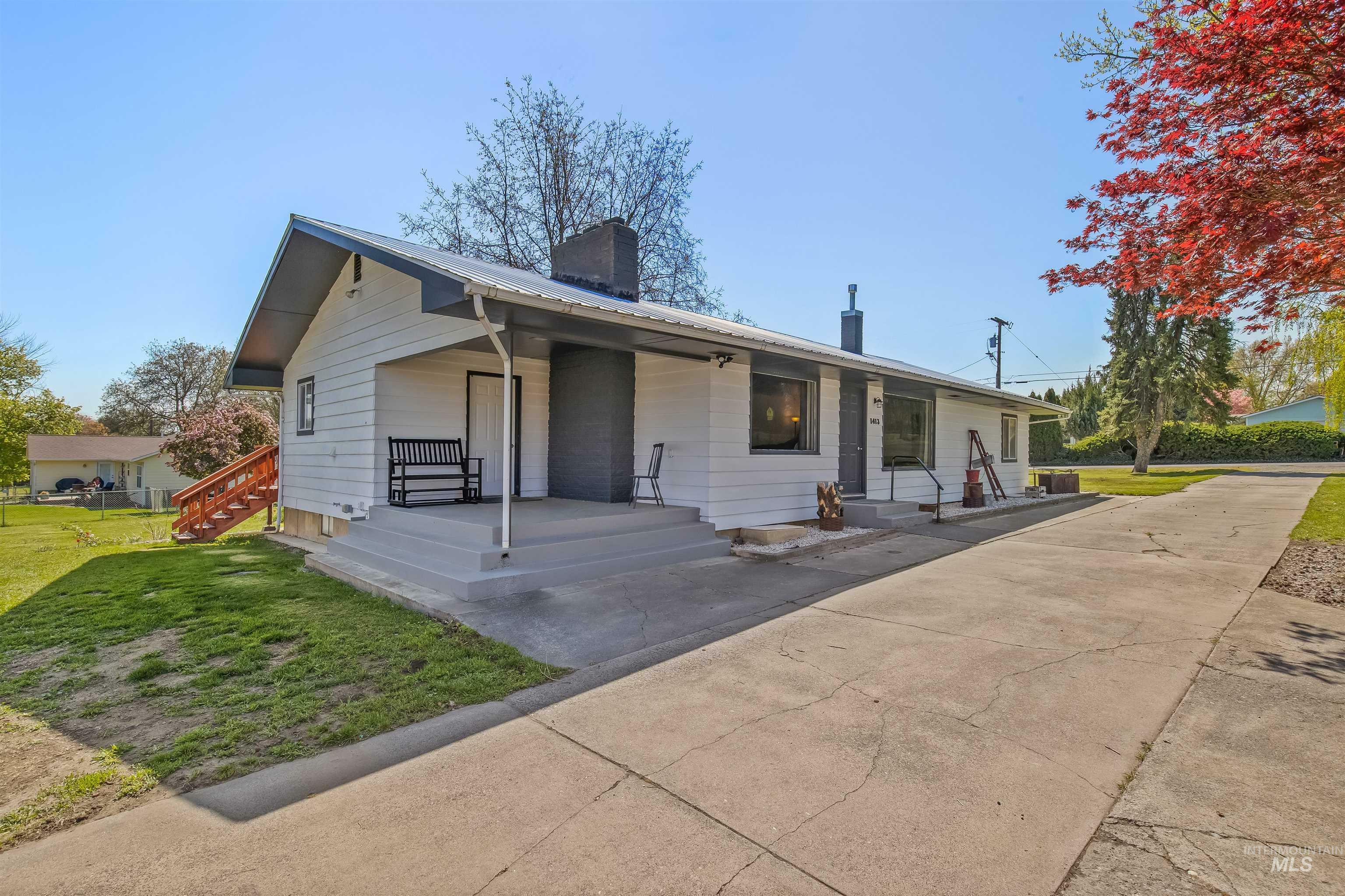 Property Photo: 1413 Airway Ave ID 83501