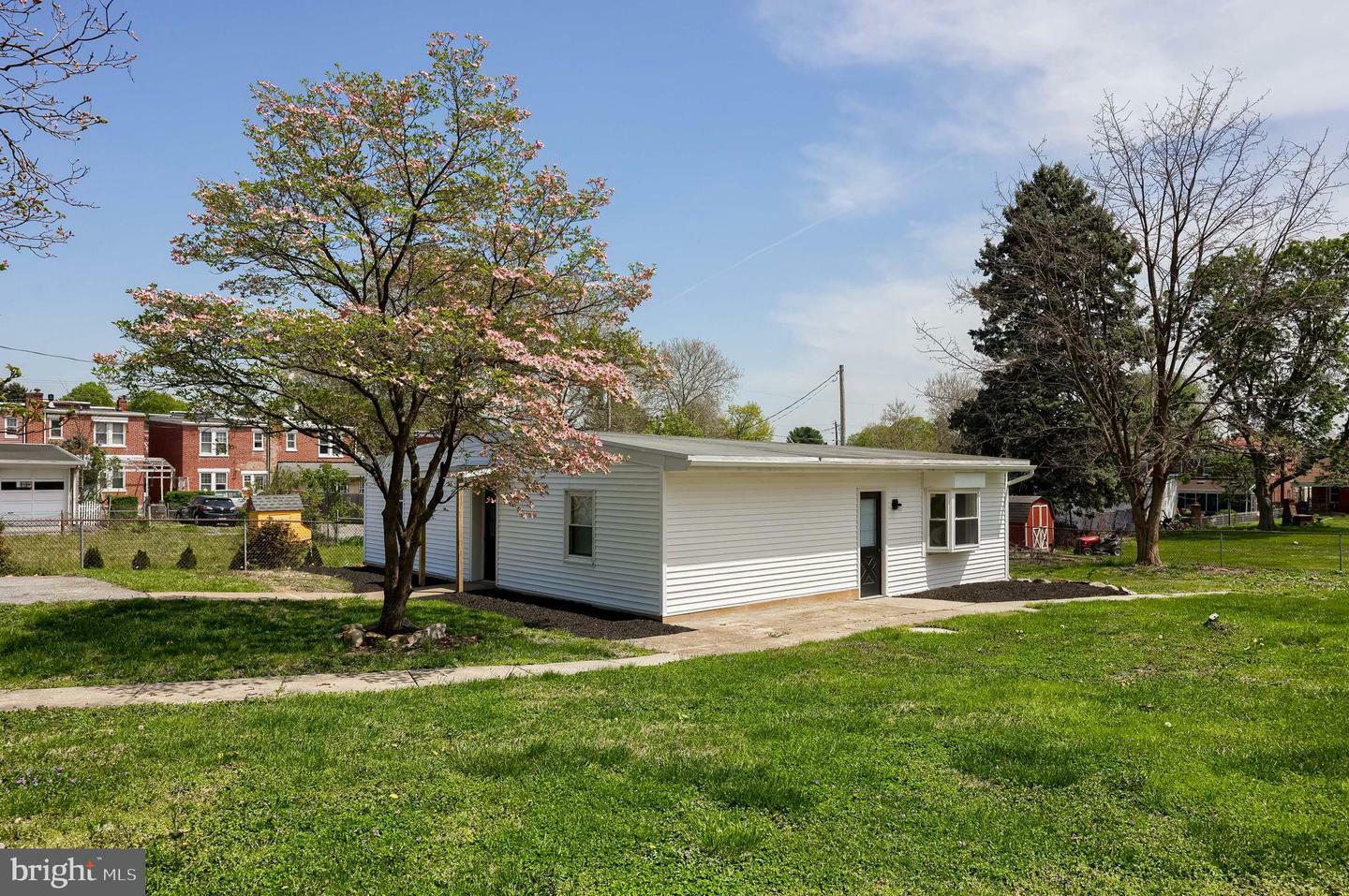 Property Photo: 1026 Lafayette Street PA 17603