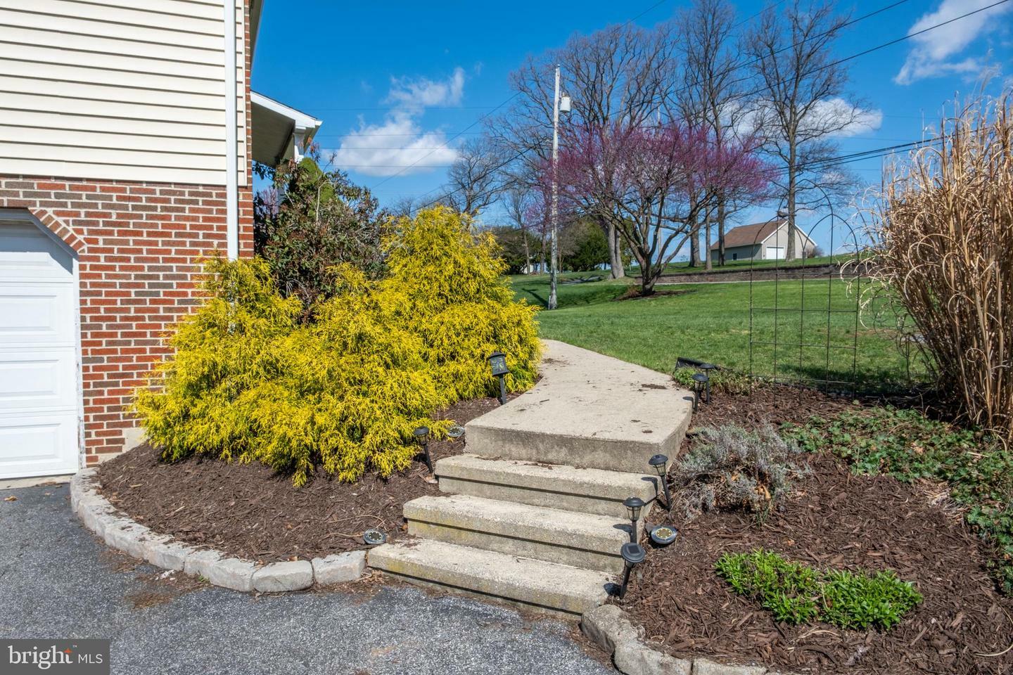 Property Photo: 1400 Siloam Road PA 17201