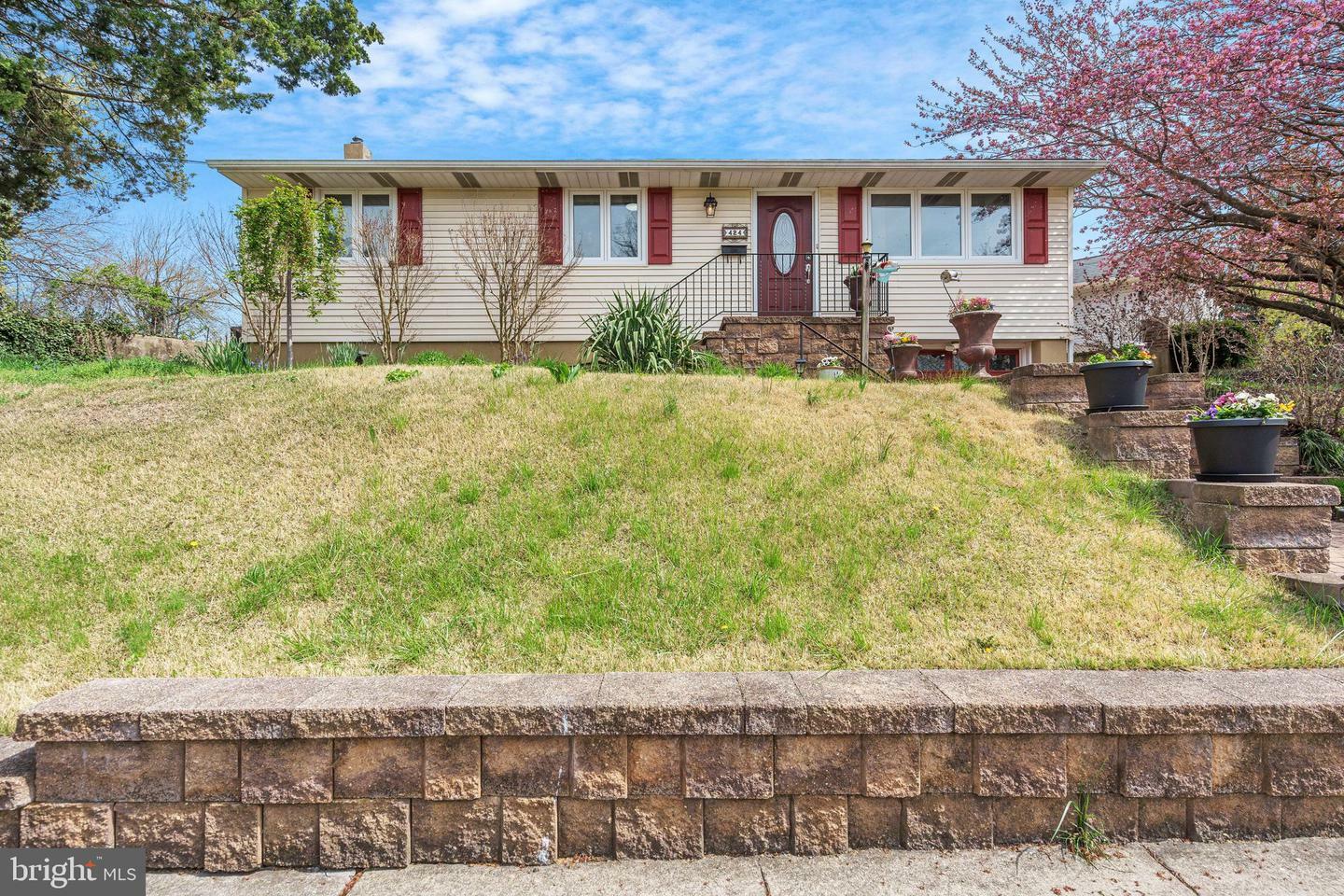 Property Photo: 424 Hirsch Avenue NJ 08078