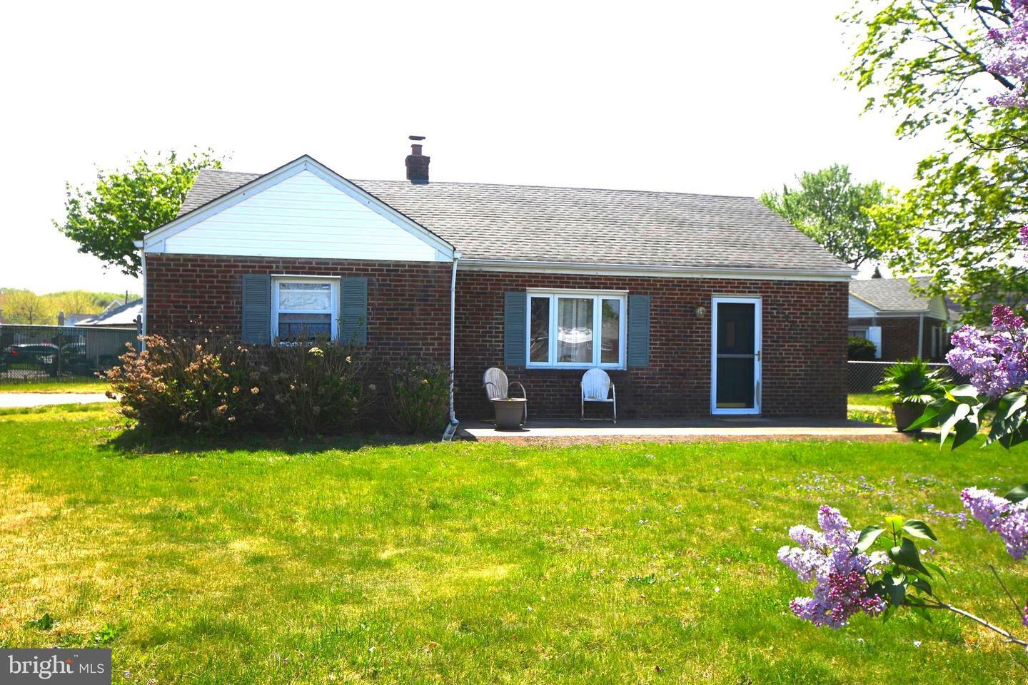 Property Photo: 4628 Gary Drive PA 19007