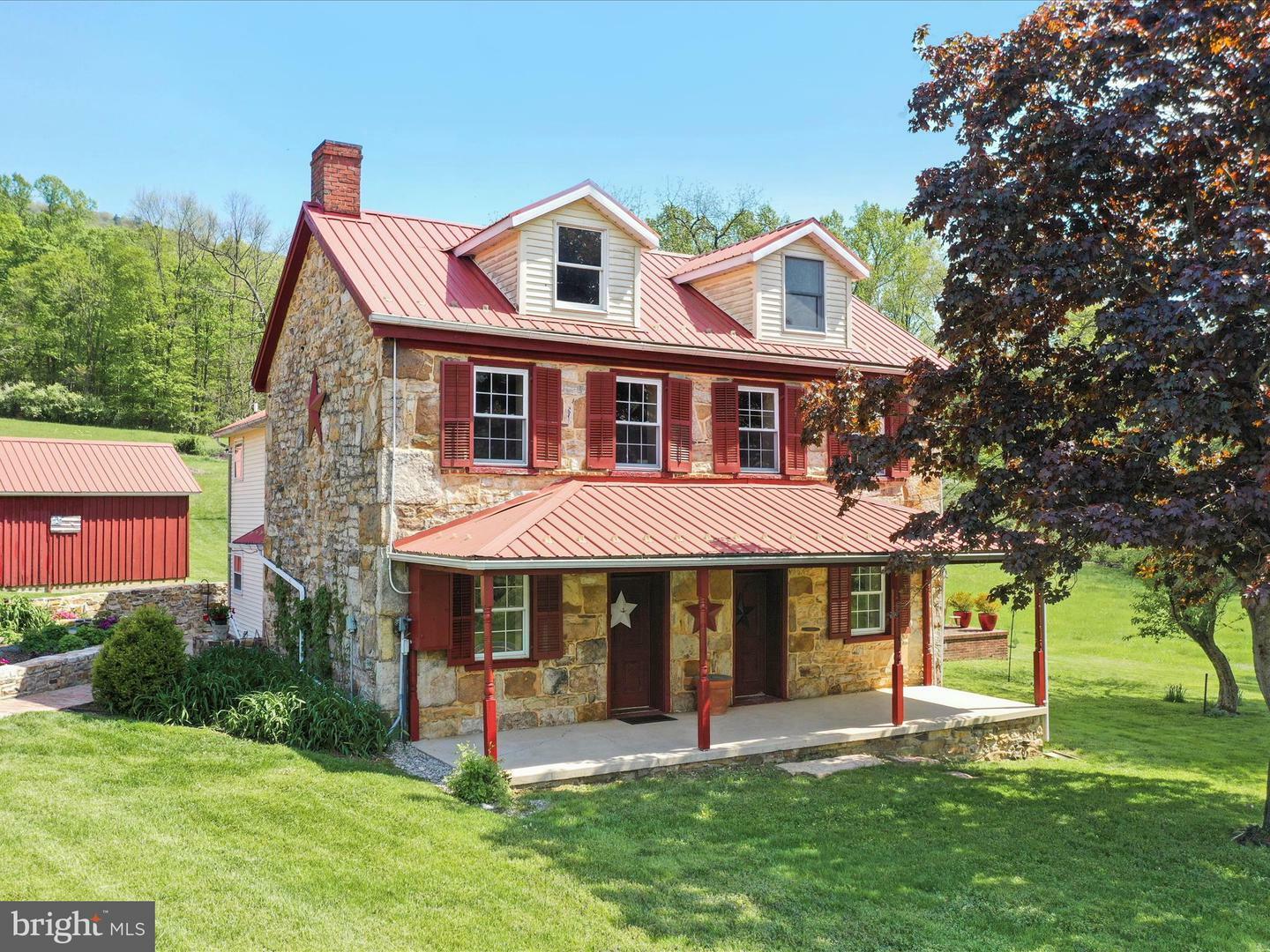 Property Photo: 7160 Little Cove Road PA 17236