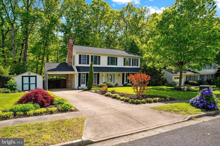 5927 Ridge Ford Drive  Burke VA 22015 photo
