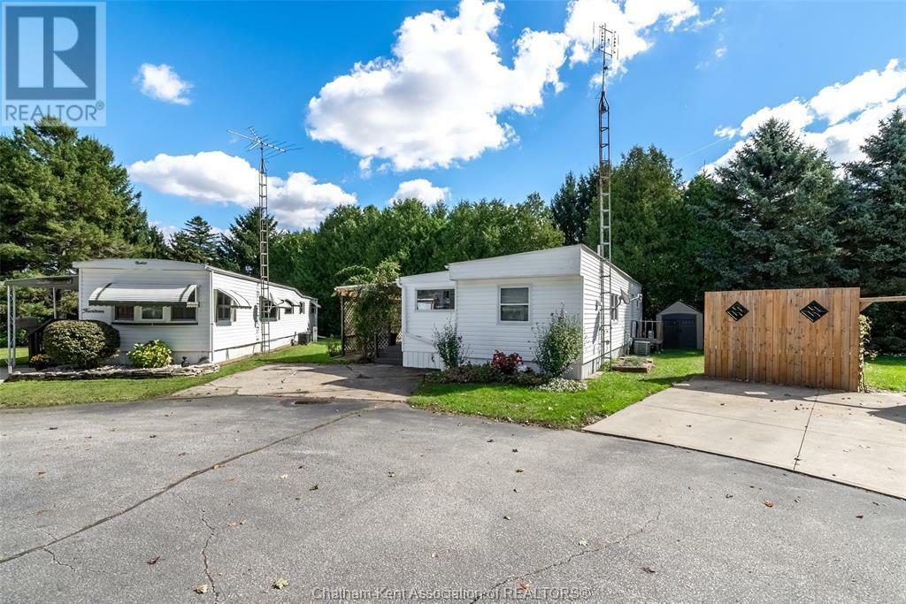 Property Photo: 22220 Charing Cross Road 15 ON N7M 5V8