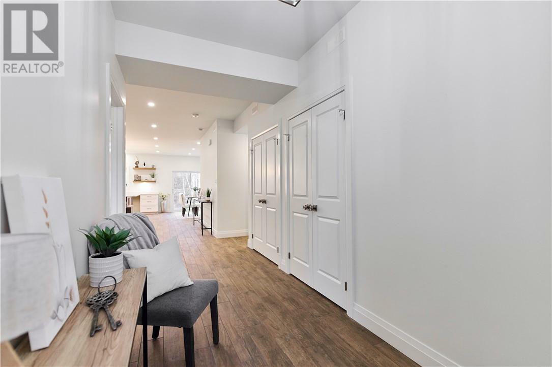 Property Photo: 44 Nottingham Avenue ON P3B 2Z7
