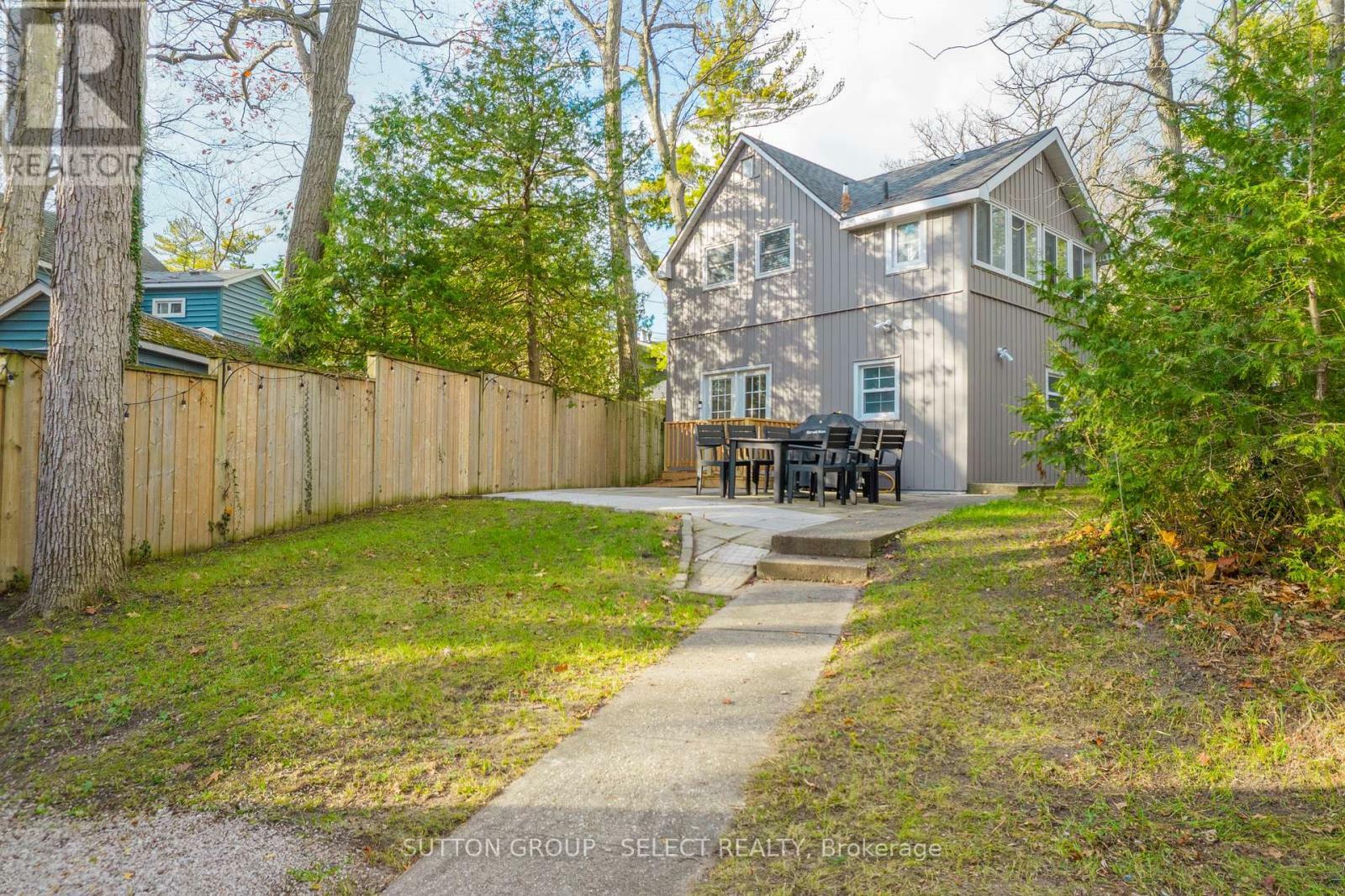 Property Photo: 42 Shoreline Drive ON N0M 1T0