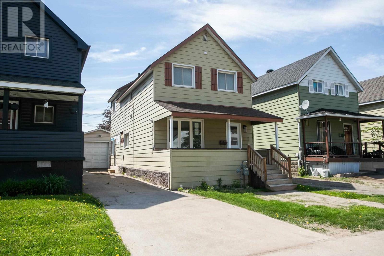 Property Photo: 219 Beverley St ON P6A 1S1