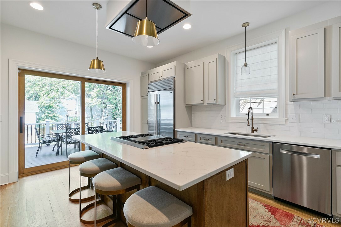 Property Photo: 2320 E Marshall Street VA 23223