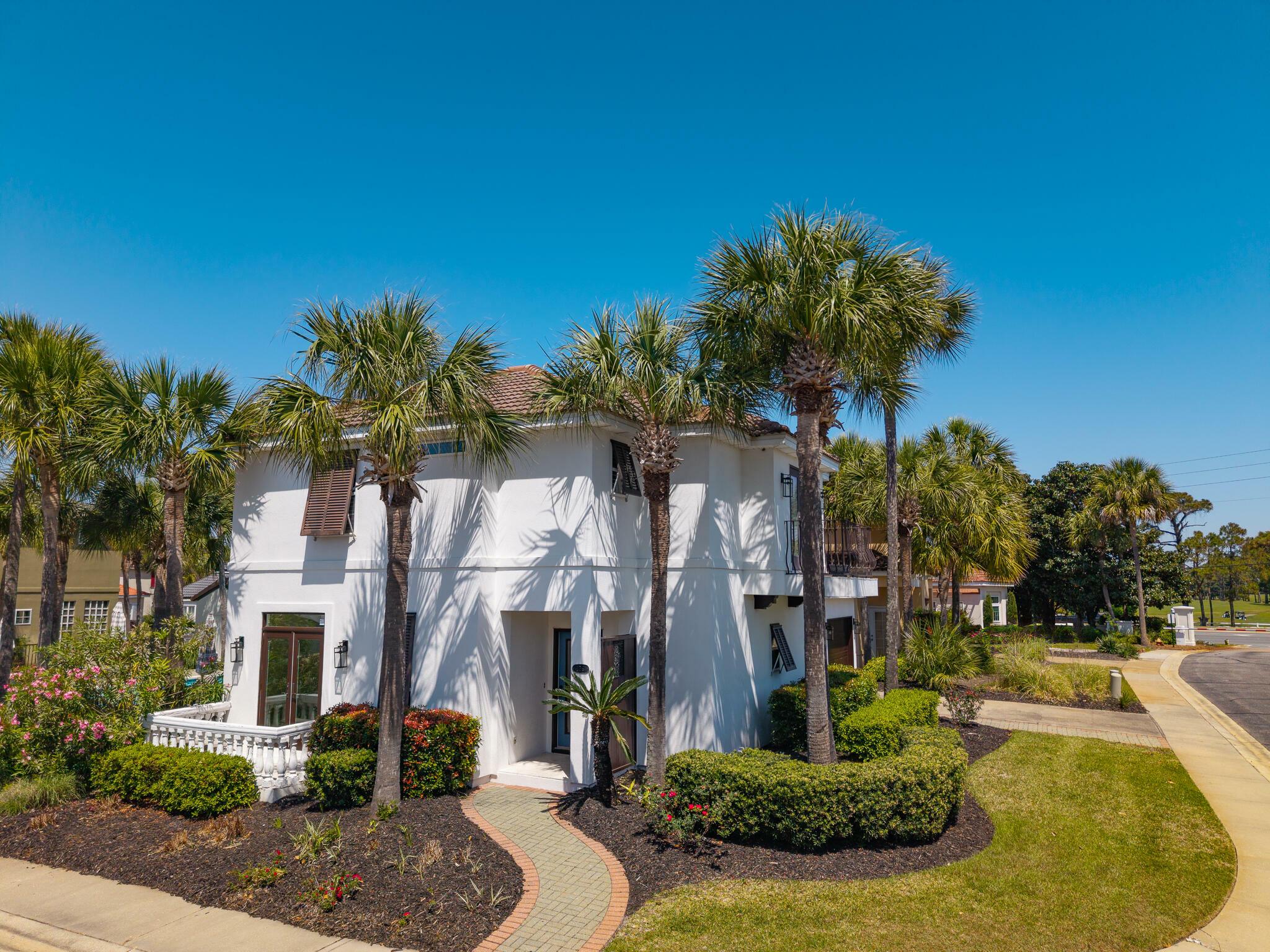 Property Photo: 106 Tuscany Drive FL 32541