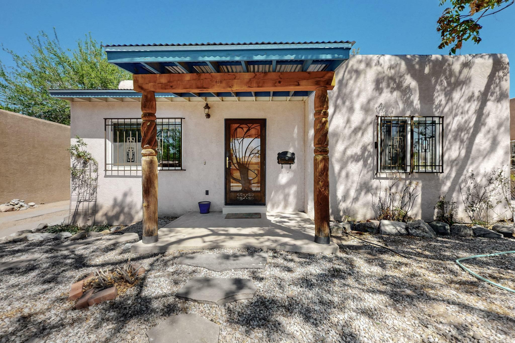 332 Solano Drive NE  Albuquerque NM 87108 photo